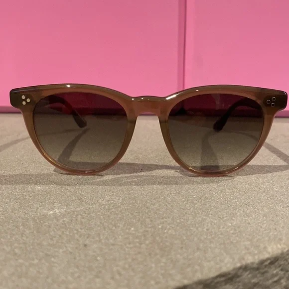 KREWE | Accessories | New Krewe Quinn Sunglasses Comes With  display picture 1
